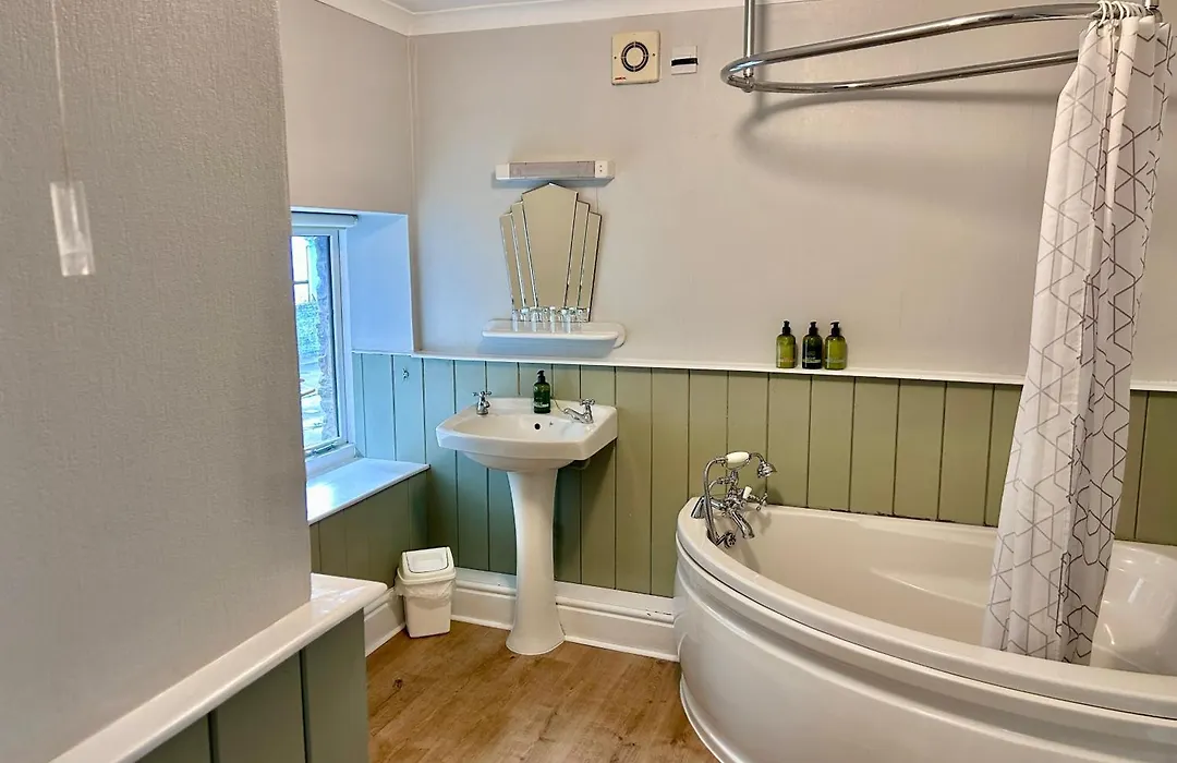 The Beacons Guest House-1